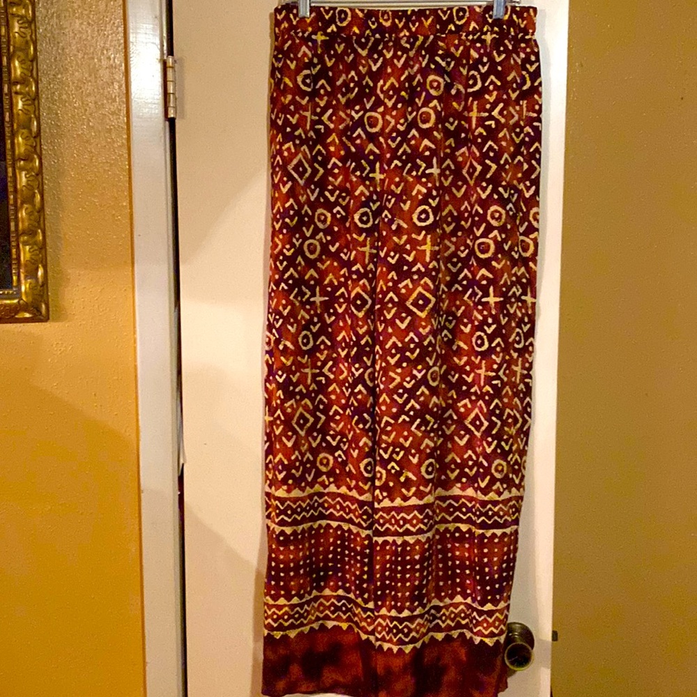 Company Ellen Tracy silk tribal print wide leg pants. Sz 12. Great condition